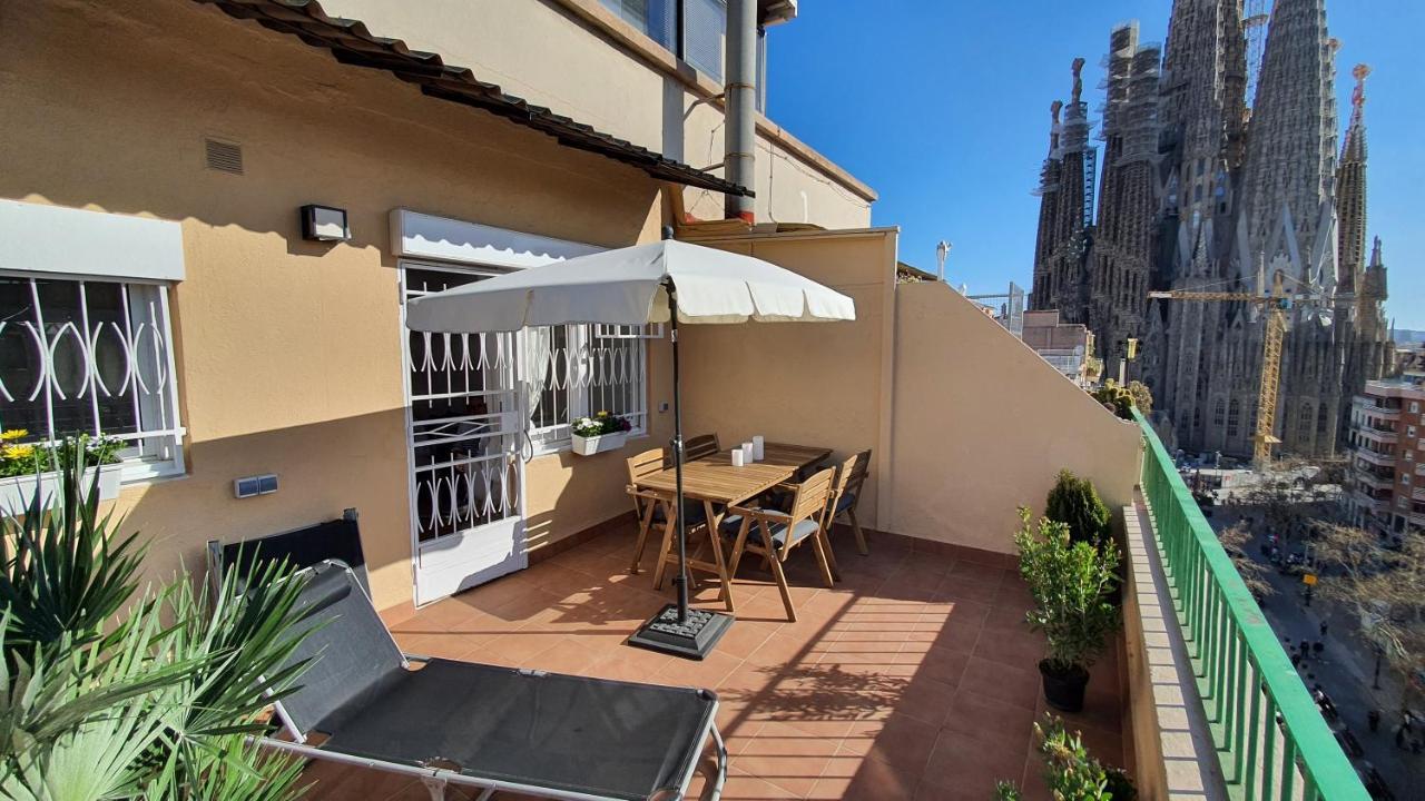 Opening Doors Sagrada Familia Barcelona Exterior foto